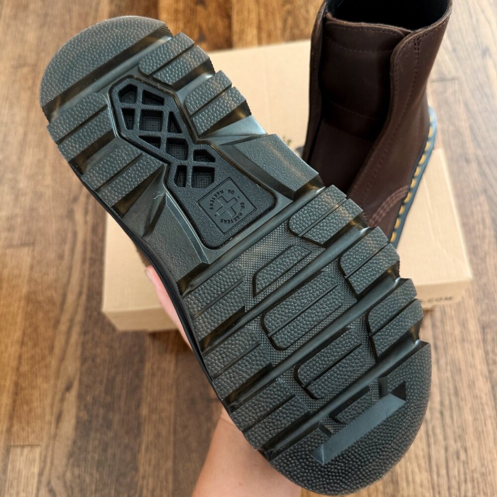 Dr. Martens Zebzag Laceless Boots Size 6 (New in Box) - Picture 4 of 7